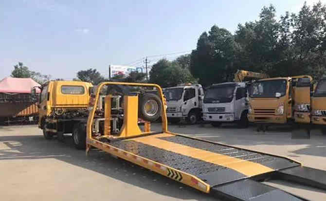 卡若区汽车中途维修案例